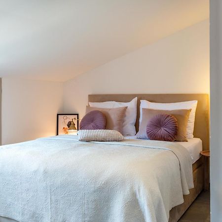 Danica Luxury Seaside Apartment シベニク エクステリア 写真