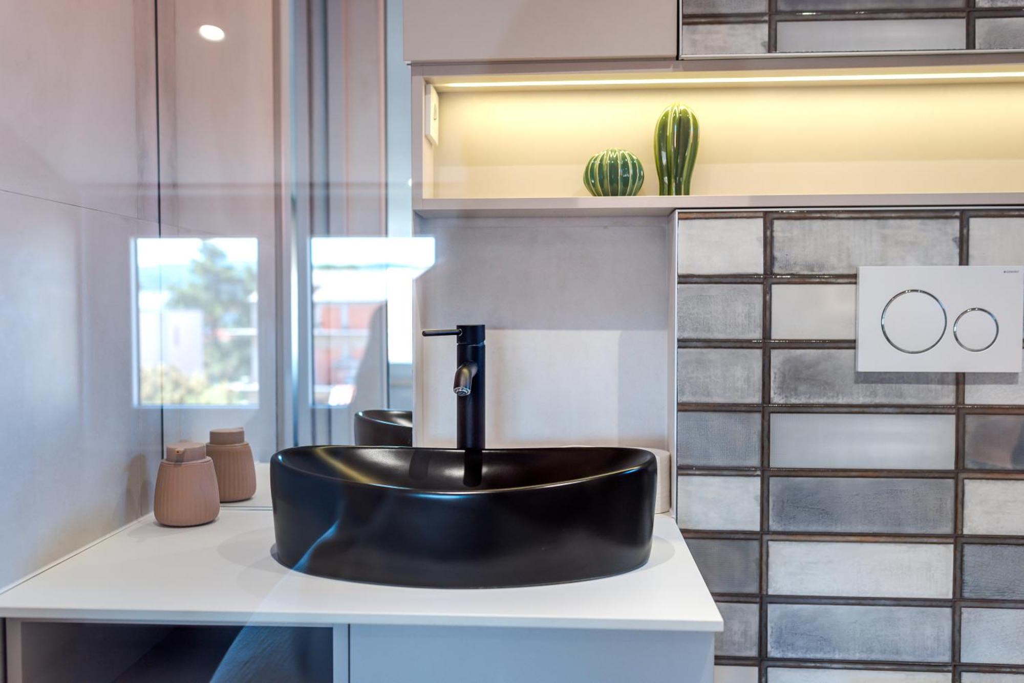 Danica Luxury Seaside Apartment シベニク エクステリア 写真
