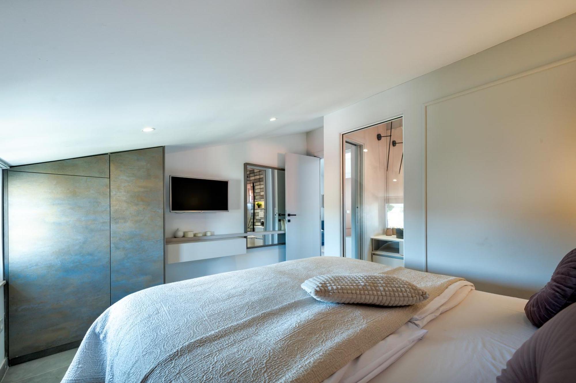 Danica Luxury Seaside Apartment シベニク エクステリア 写真