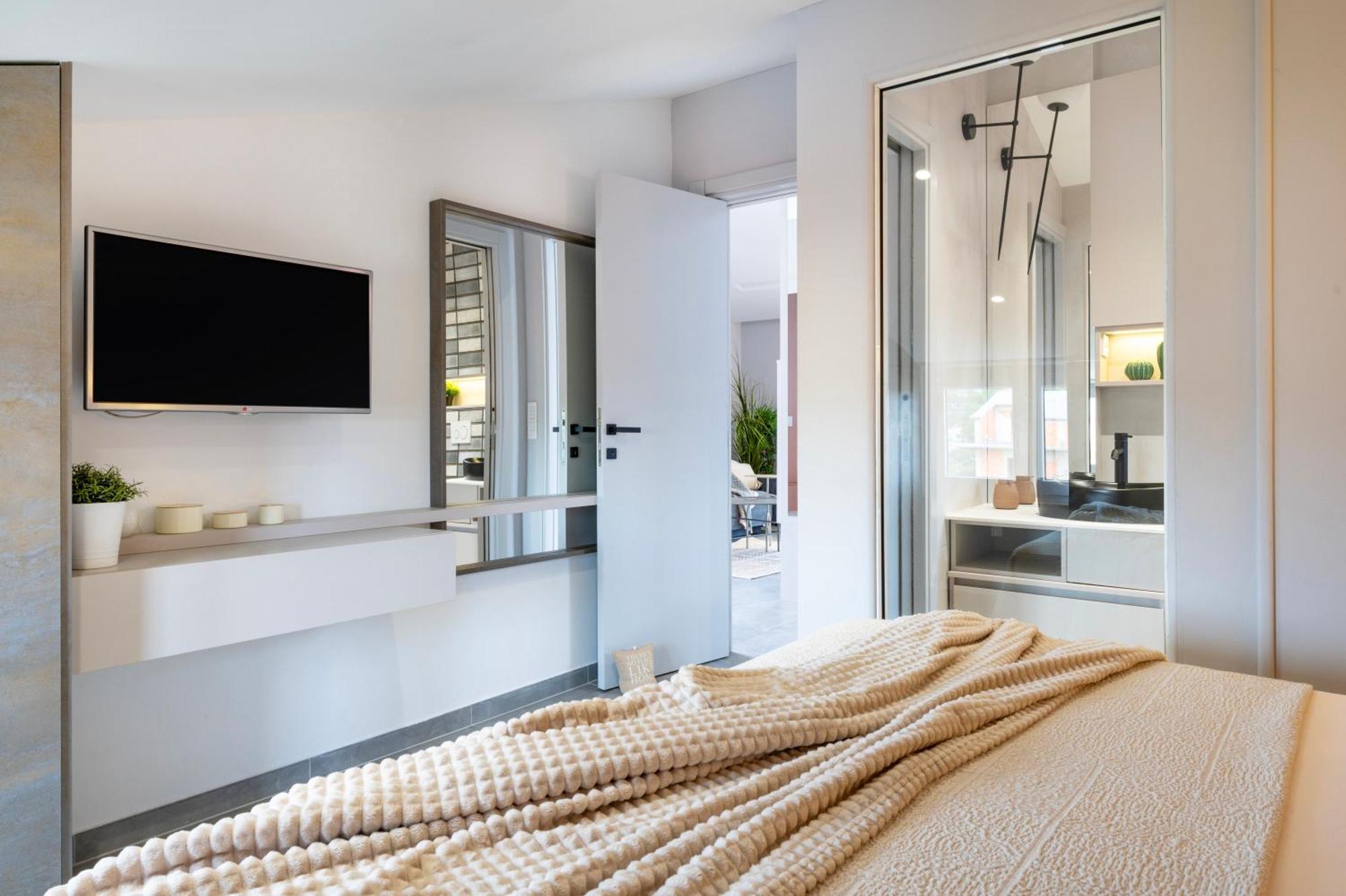 Danica Luxury Seaside Apartment シベニク エクステリア 写真