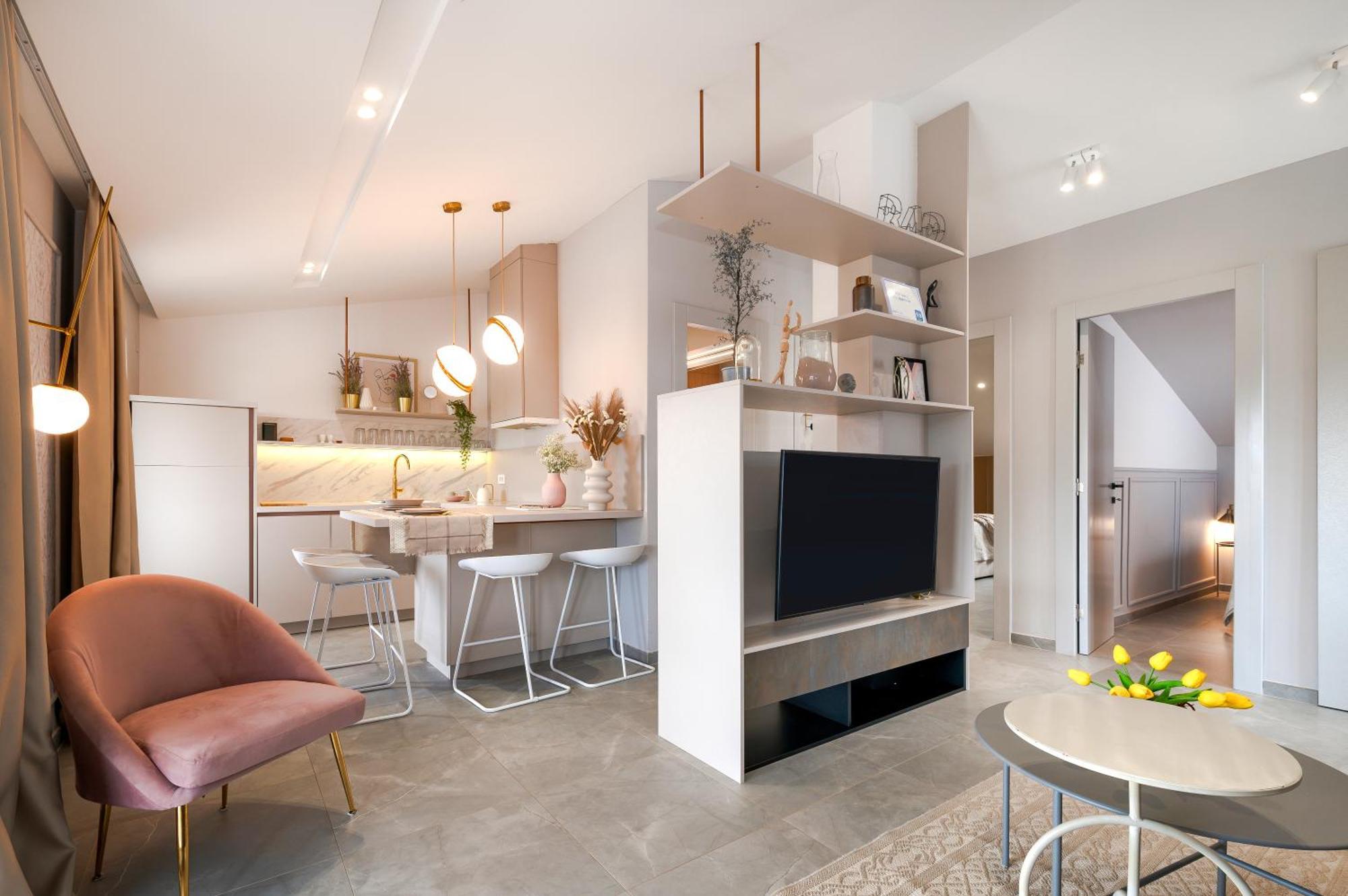 Danica Luxury Seaside Apartment シベニク エクステリア 写真